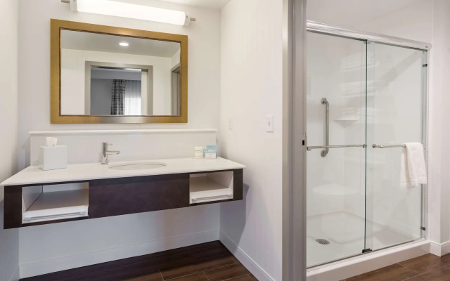 Hampton Inn & Suites Newport/Cincinnati