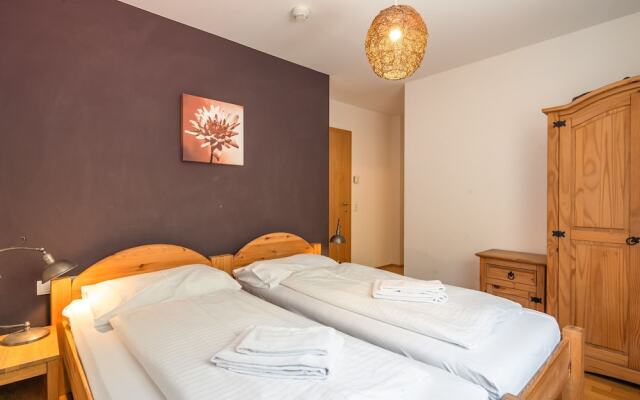 Stunning Apartment in Rauris by the Forest