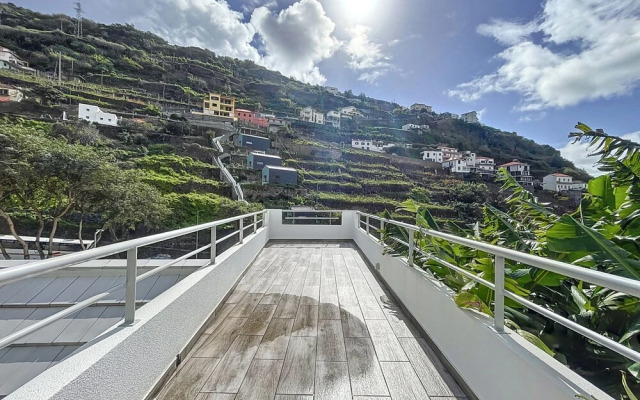 Atlantic Lookout by Atlantic Holiday