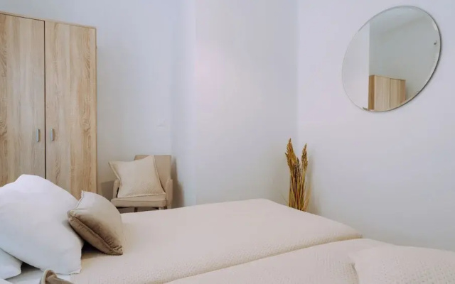 Lithostroto Suites