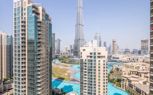Lavish 2BR With Picturesque Burj Khalifa Views!
