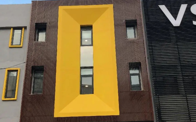 OYO M Design Hotel Taman Pertama