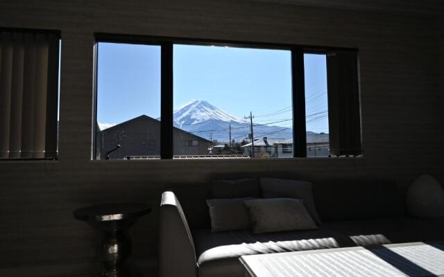 enico.Mt.Fuji peace