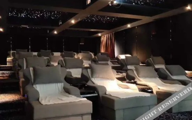 Yulin Dream Garden Courtyard Hotel