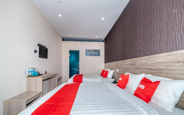 OYO 90147 Hilltop Hotel