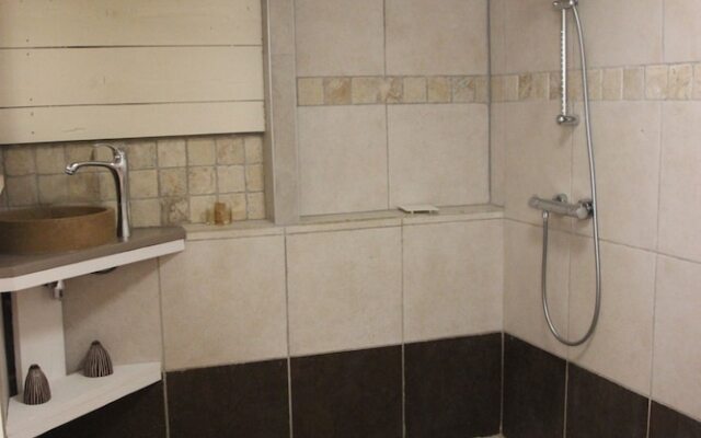 Hameau Fleur de Pierres B&B