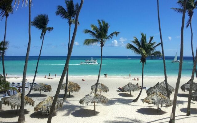 C102 Florisel - Your Tropical Beach Vacation!