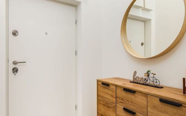 Venus Apartments - Westside Residence