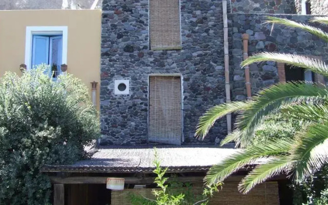 Villetta Isole Eolie Salina