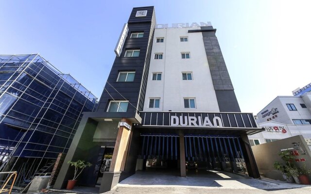 Durian Motel