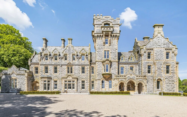 Rowley House at Stone Cross Mansion