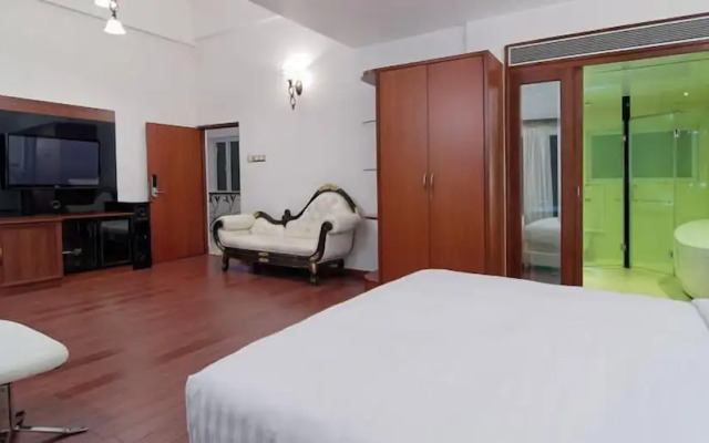 White Pearl Suites