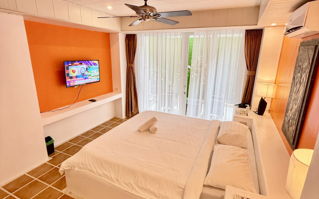 Calypso Beach & Dive Resort