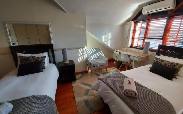 The Oak Potch Guesthouse