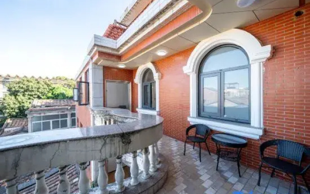 Banchenghua Homestay · (West Street Kaiyuan Temple)