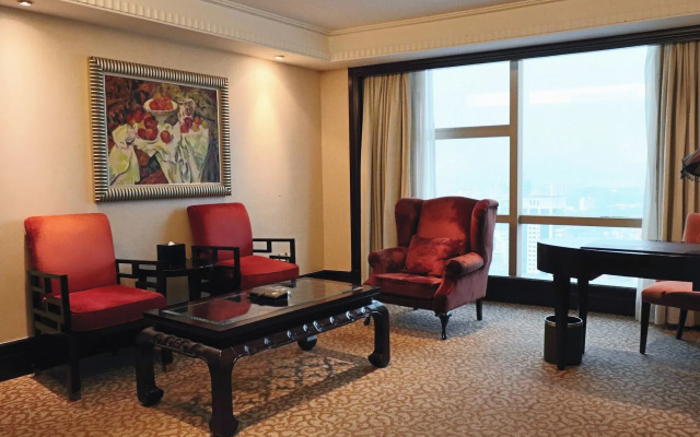 Royal Mediterranean Hotel