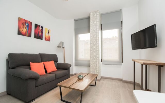 Apartamentos Villa Laura Triana