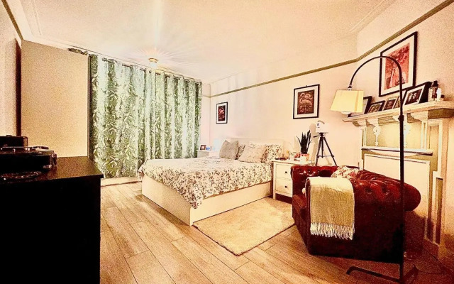 Rest Boutique Golders Green
