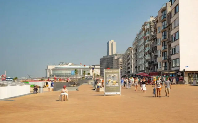 Apartment With Frontal sea View in Ostend