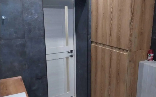 Apartment on the 5th lane, 131