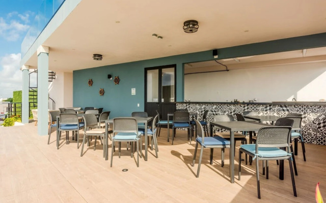 The Boat A403 By Lockey