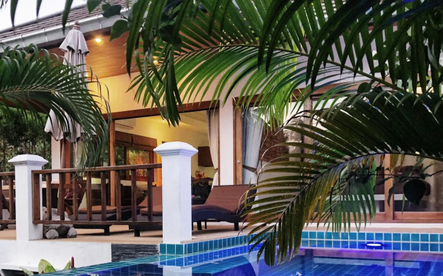 Tropical Season Villa Resort