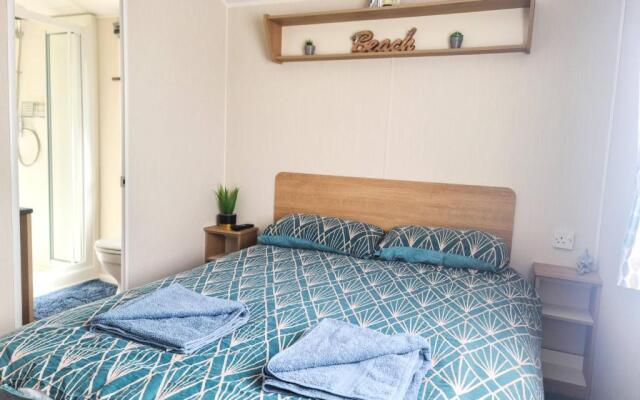 Dog Friendly 6 Berth Static Caravan Newquay