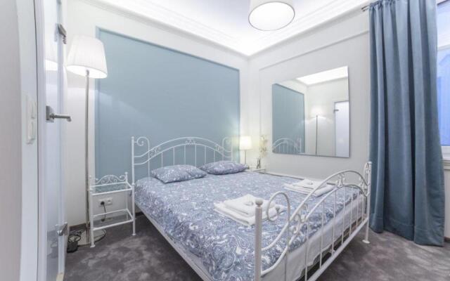 Boleslav Home De Luxe