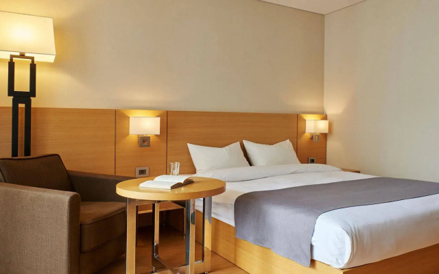 The Suites Hotel Naksan