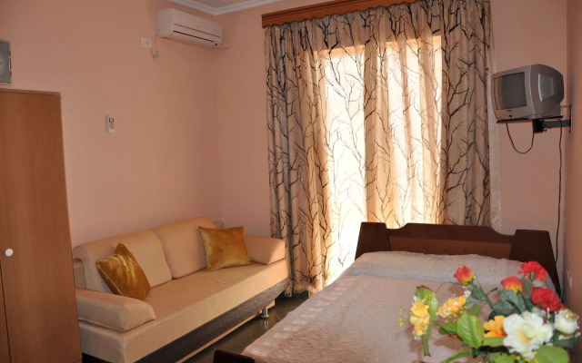 Hotel Vila Alvin & Apartments