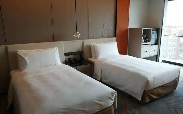 Voco Shanghai Hongqiao Hub, an IHG Hotel