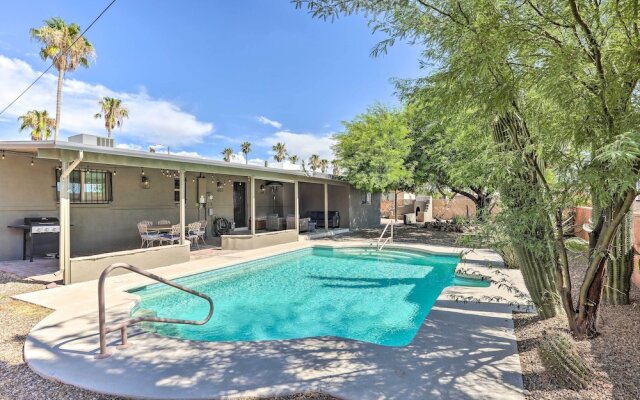 Tucson Getaway w/ Private Pool & Gas Grill!