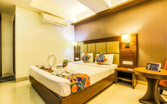 Fabhotel The Pinnacle
