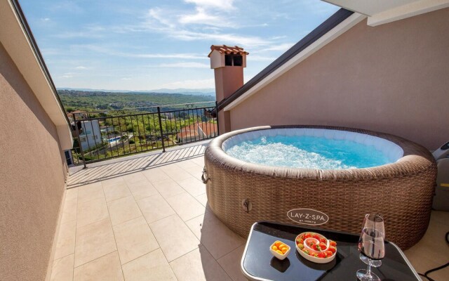 Awesome Apartment in Pobri With 4 Bedrooms, Wifi and Jacuzzi