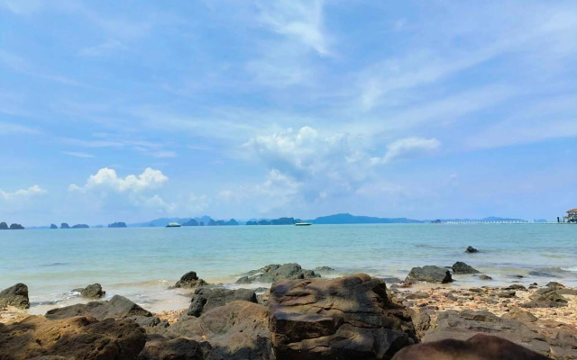 Sunrise Beach Koh Yao Resort
