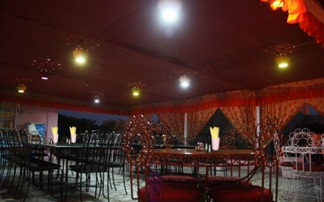 Hotel Priya