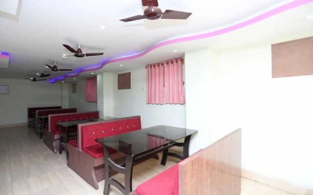 Hotel Geetanjali Palace By OYO Rooms
