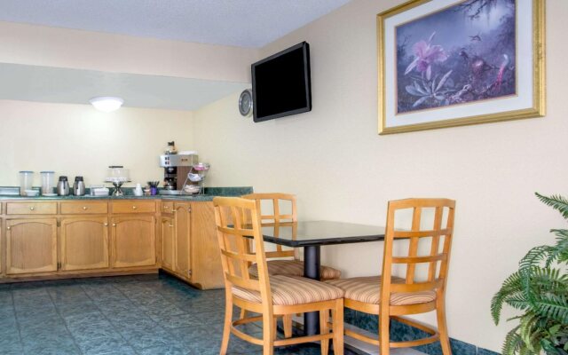 Knights Inn Antioch
