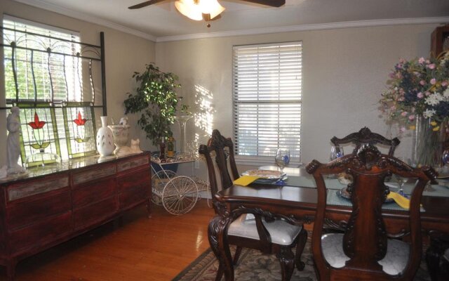 At Nana's Guesthouse