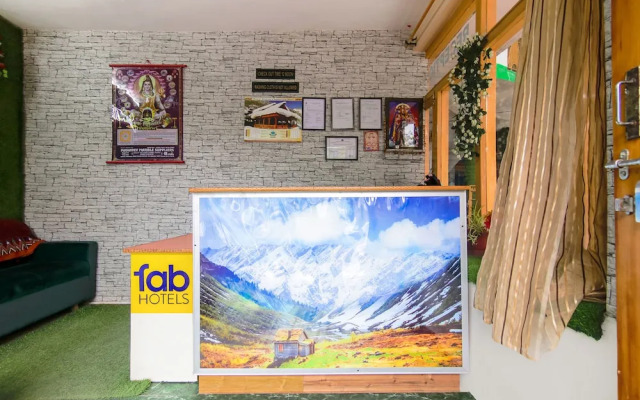Fabhotel Negis Shivalaya