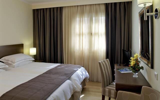 Neptune Luxury Resort