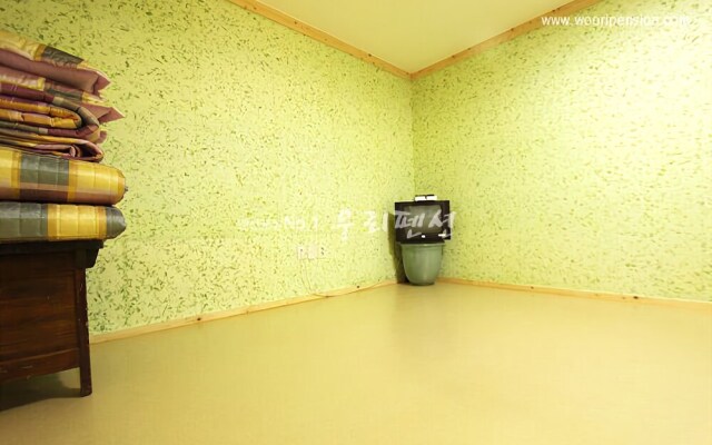 Gapyeong Yujeong Sanbang Pension