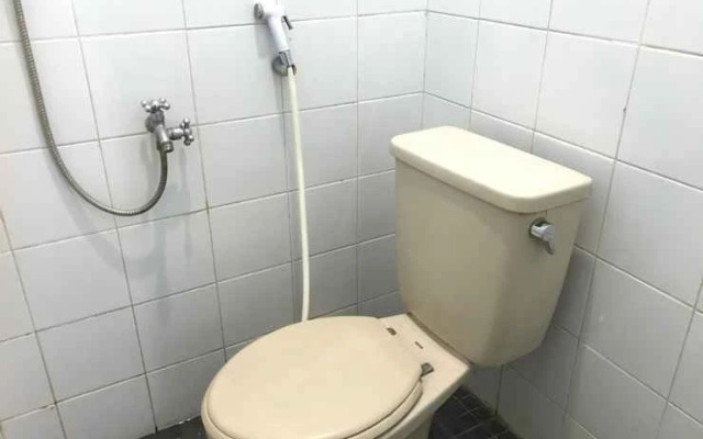 Simple Room At Tanjung Duren 647