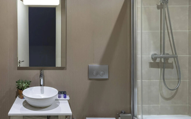 Upsuites Hotel