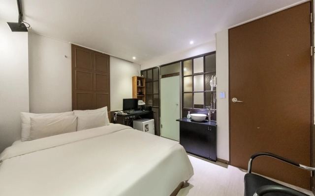 Seongnam Casa Hotel