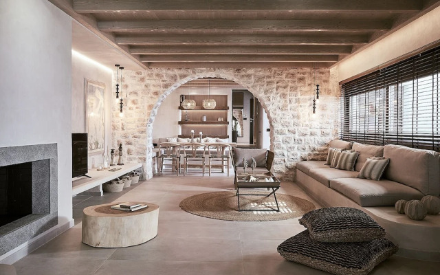 Beachfront Luxurious Villa w Private Heated Pool
