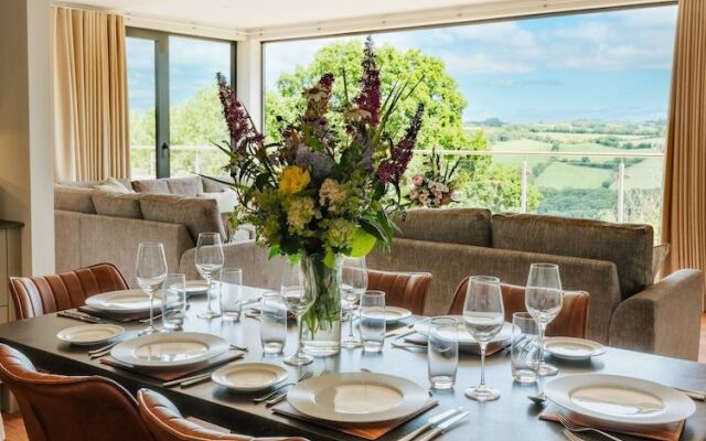 The Mole Resort - Lodges