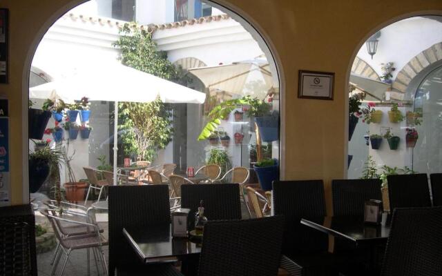 Hotel Cortijo Los Gallos