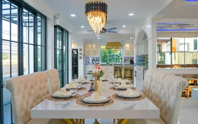 Exquisite Pool Villa I