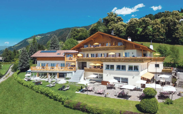 Hotel Mitlechnerhof